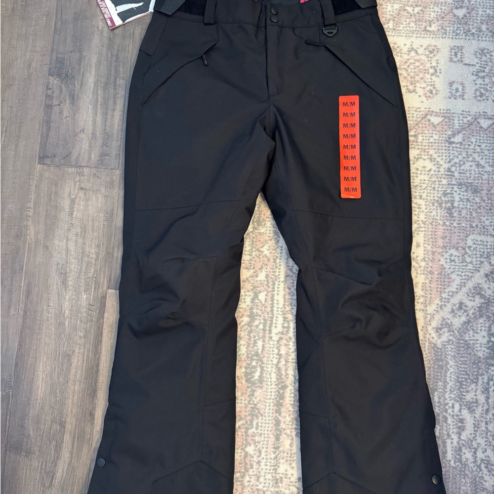 Sunice women’s Snow Pants, size M, BNWT